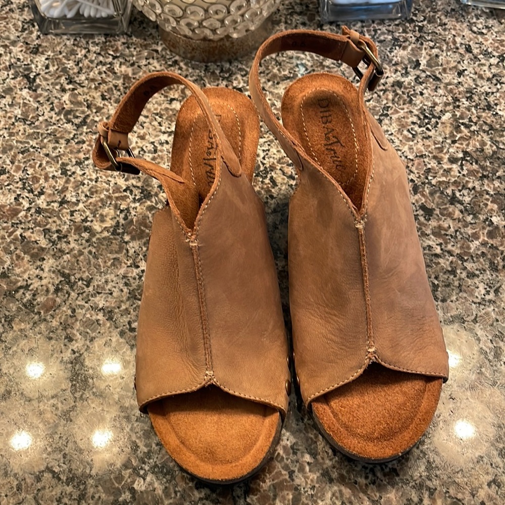 DibaTrue wedges.
